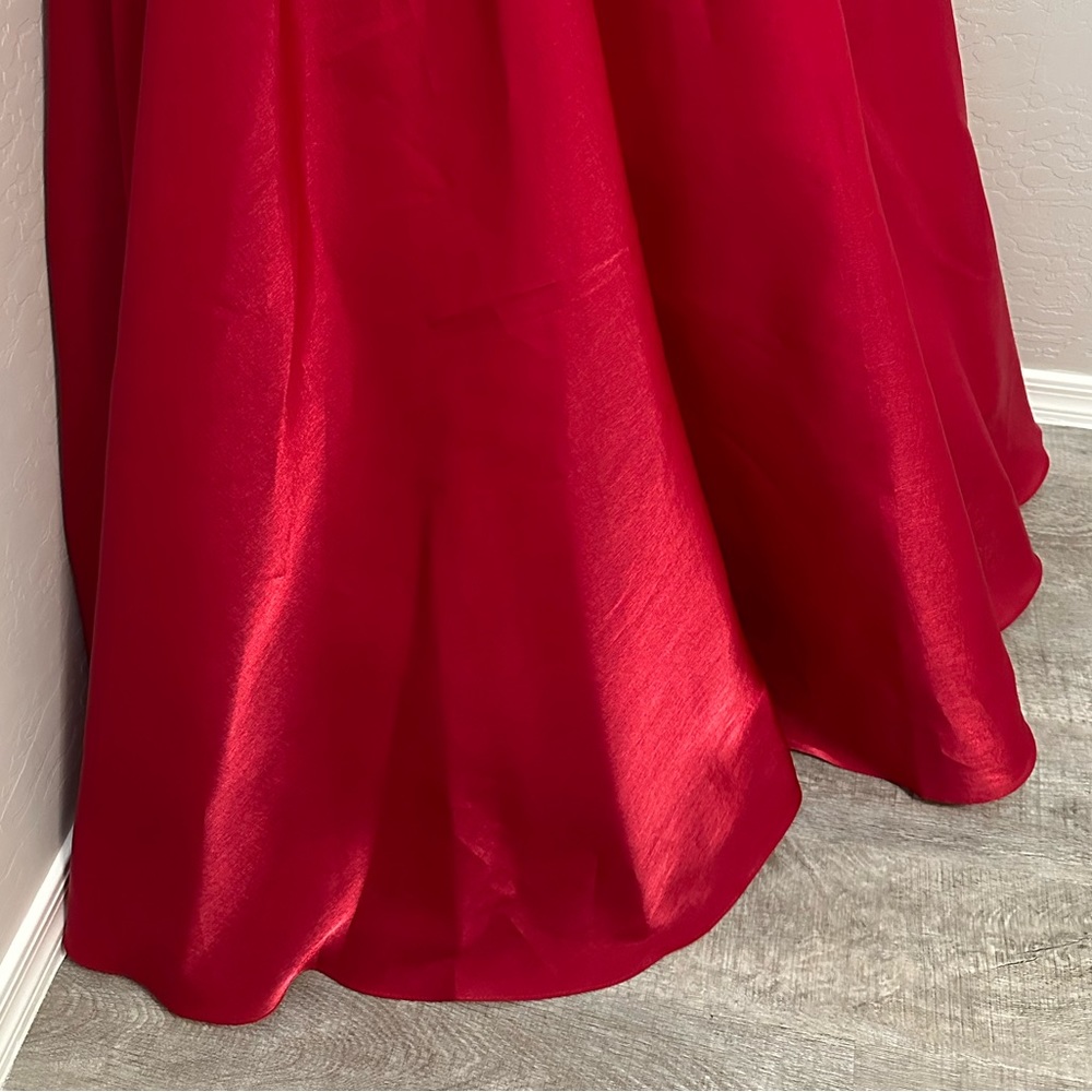 NEW CHRISTNA WU SZ 16 CLARET RED FORMAL ORGANZA TIE BACK BALLGOWN WITH POCKETS - Picture 6 of 13